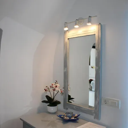 Villa Solasta In Santorini *