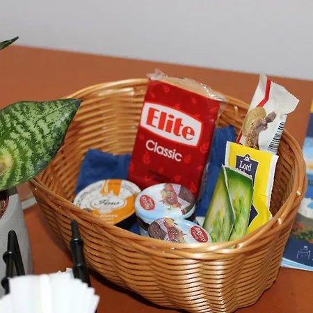 Solasta In Santorini